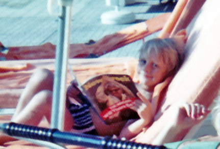 1975 Abu Dhabi Newsreader